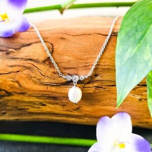 NWT Nadri Siren Pearl Drop Necklace